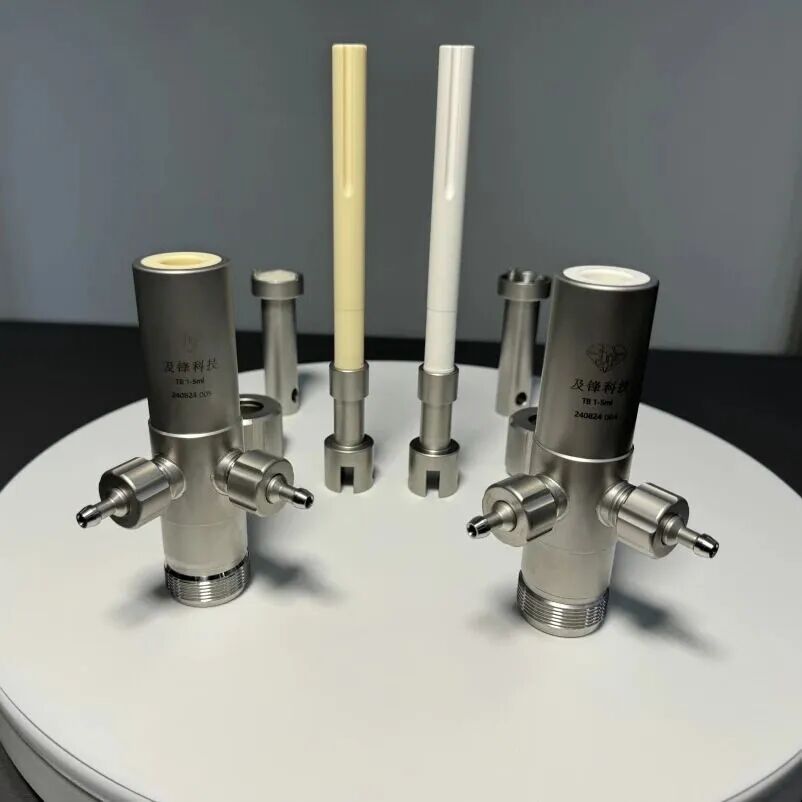 产品2:陶瓷计量泵.jpg